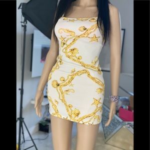 Classy seashell chain print mini dress